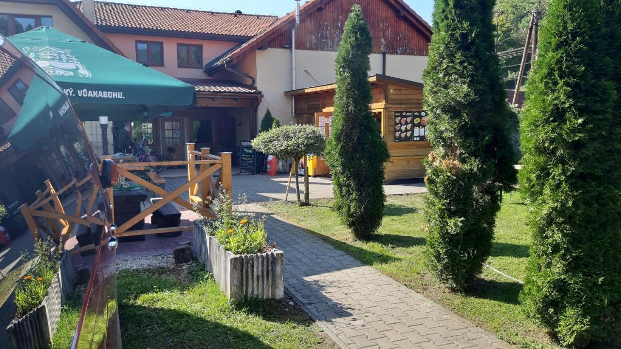 Penzion Pri Studnicke Omastina Exterior photo